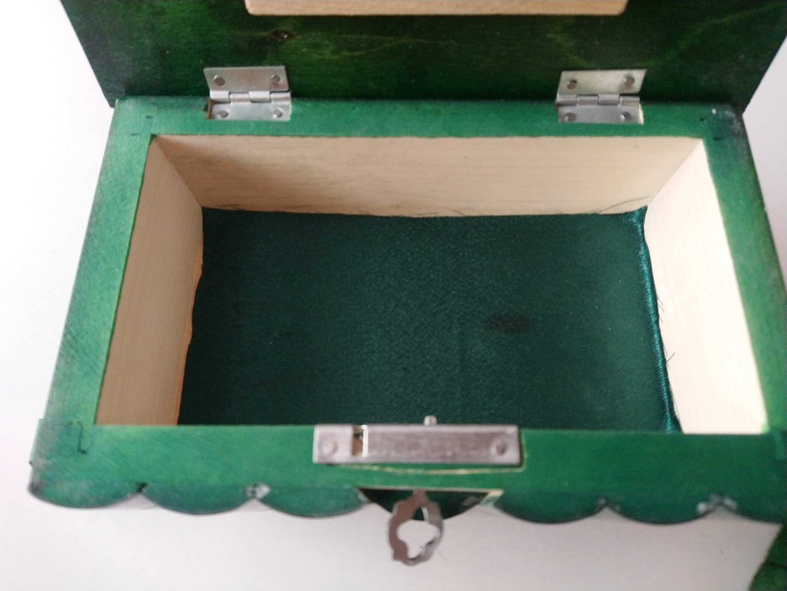 Handcarved Wooden Magic Puzzle Box - Secret Treasure Storage & Jewelry Box - Beautiful Pine Green Design - Perfect for Gifts, Home Decor & Puzzle Enthusiasts