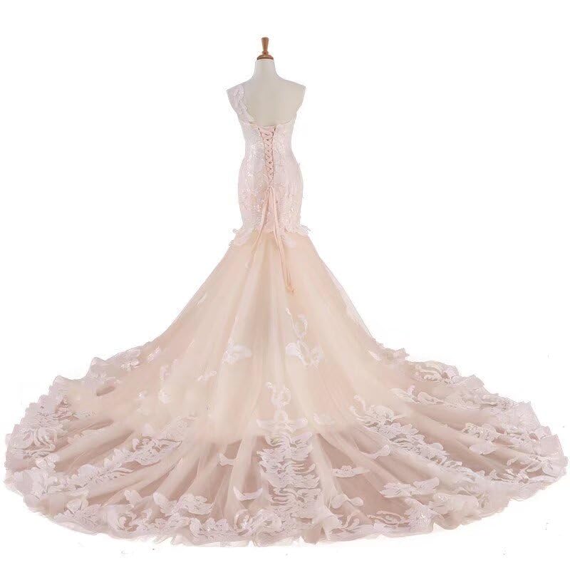 Elegant White Lace Mermaid Wedding Dress with One Shoulder & Long Train – Perfect for Bridal, Evening Gowns & Formal Events