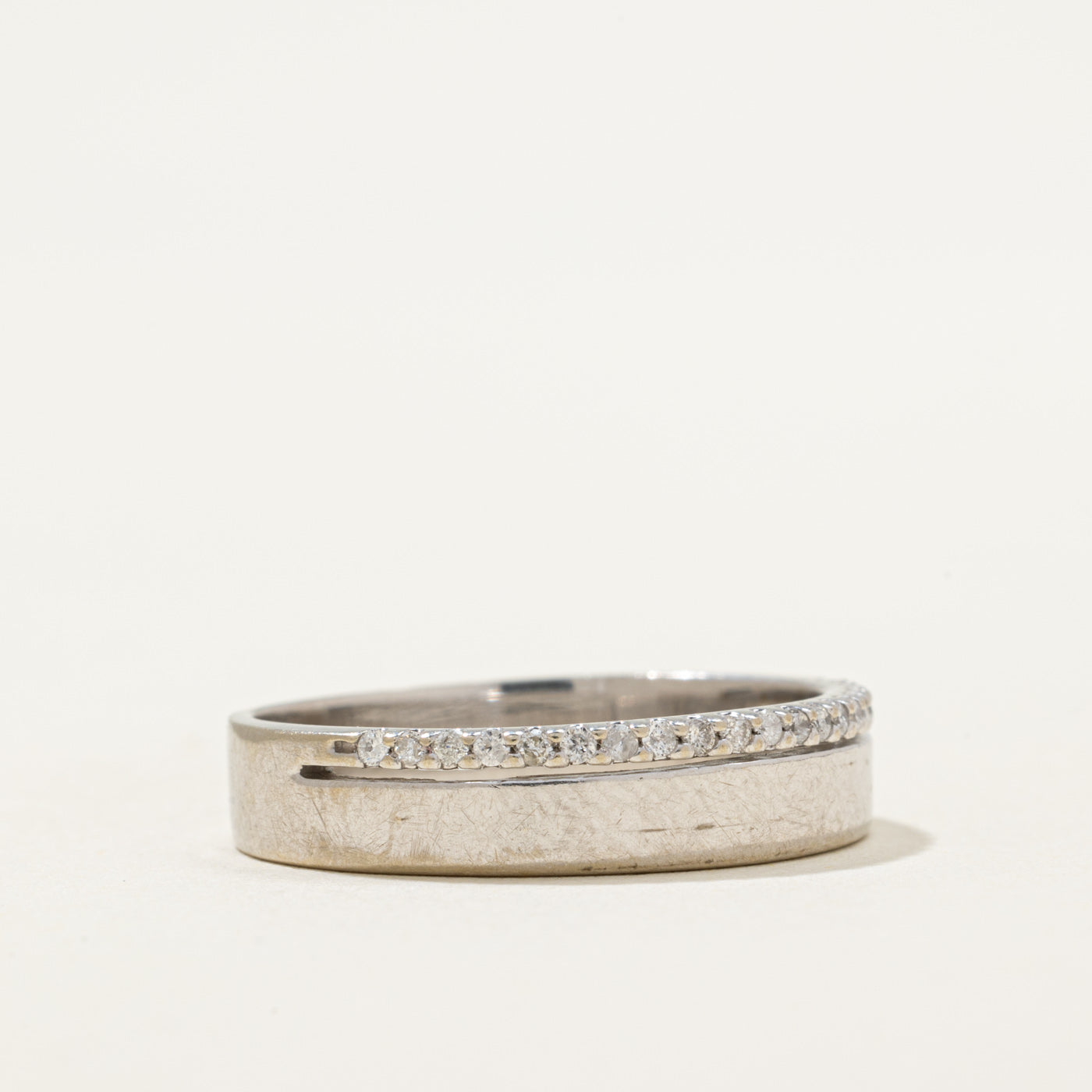 Semi Eternity Diamond Wedding Band Ring - 0.11ctw Round Cut Diamond Edge - Size 8 - Perfect for Anniversary, Engagement & Bridal Jewelry Gifts
