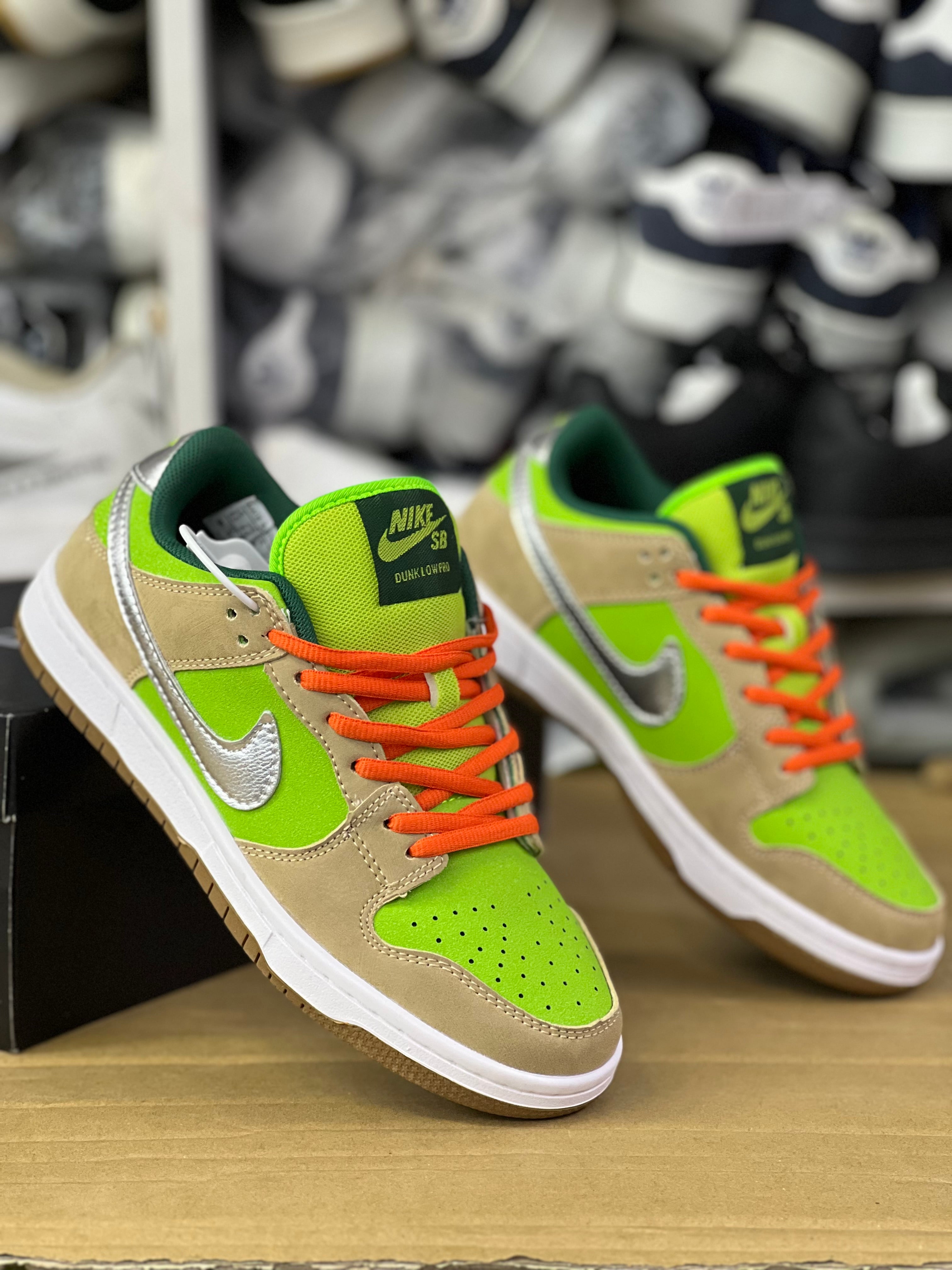 Nike SB Dunk Low Pro Skate Shoes - Sesame & Pearl Colorway | Men's & Women's Casual Sneakers for Streetwear & Skateboarding