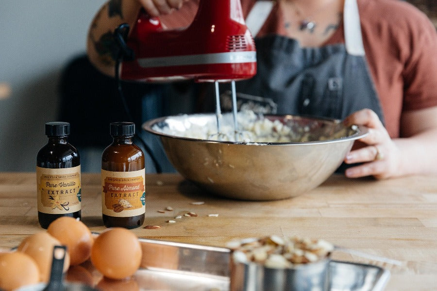 Alcohol-Free Pure Almond Flavor Extract - Perfect for Baking, Desserts & Vegan Recipes | Natural Flavoring for Cakes, Cookies & Beverages