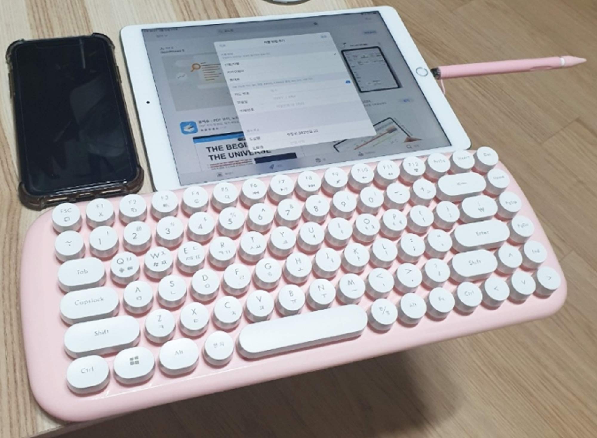Compact Mini Bluetooth Keyboard - Korean & English Bilingual Layout - Perfect for Smartphones, Tablets, and Laptops