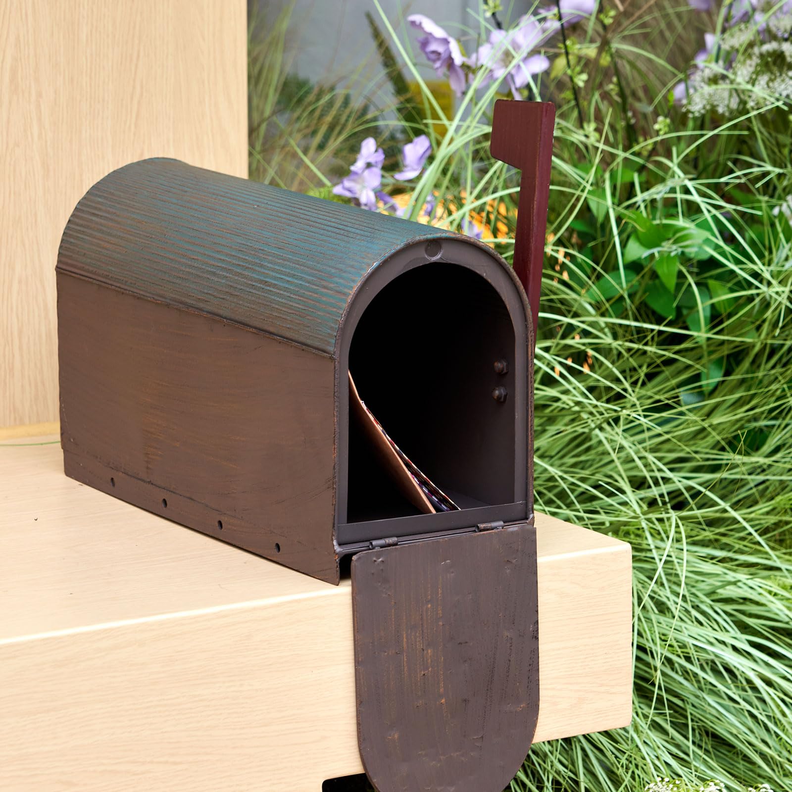 Heavy Duty Outdoor Mailbox - Rust-Resistant Post Mount Mailbox with Decorative Rusty-Bird Design for Courtyard, Garden & Front Yard - Perfect for Home, Villa & Rural Mail Delivery