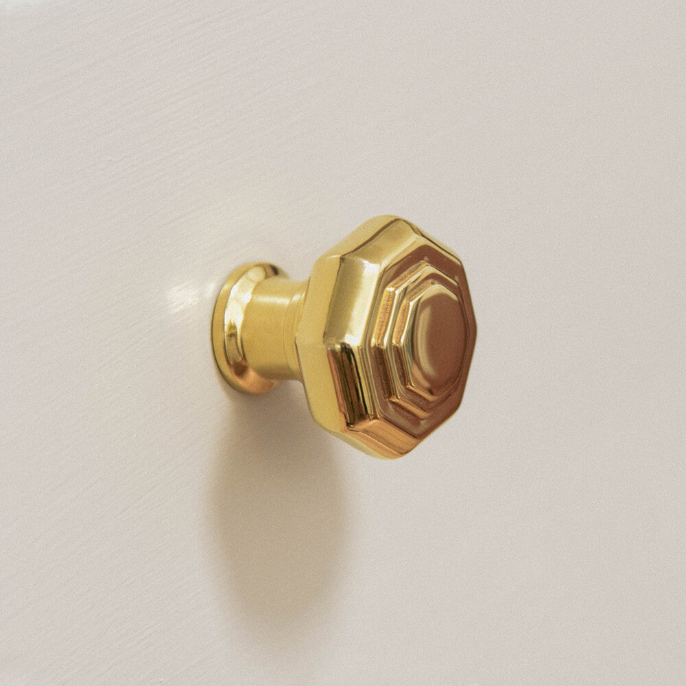 Polished Brass Flat Octagonal Cabinet Knob - Vintage Style Hardware for Kitchen & Bathroom Cabinets, Dressers & Furniture - Perfect for Home Renovation & DIY Projects