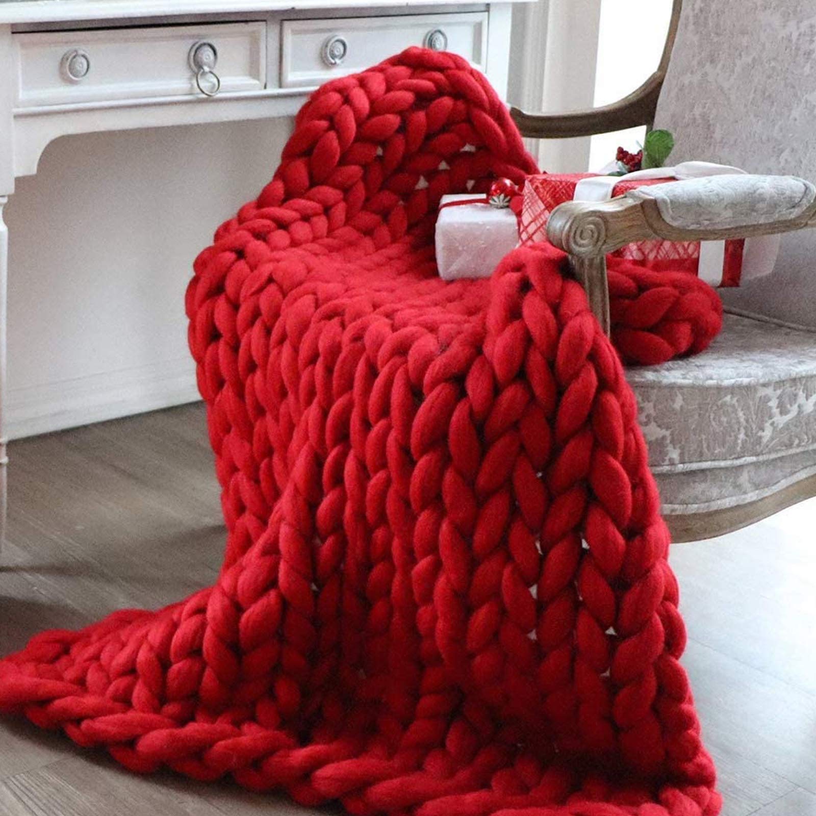 BWBG Handmade Chunky Knit Blanket - Red 60x80 Inch, 6cm Wide Knitted Weighted Throw for Sofa & Bed | Ultra Soft & Cozy Home Decor | Perfect for Winter Nights, Living Room Lounging & Gift Giving