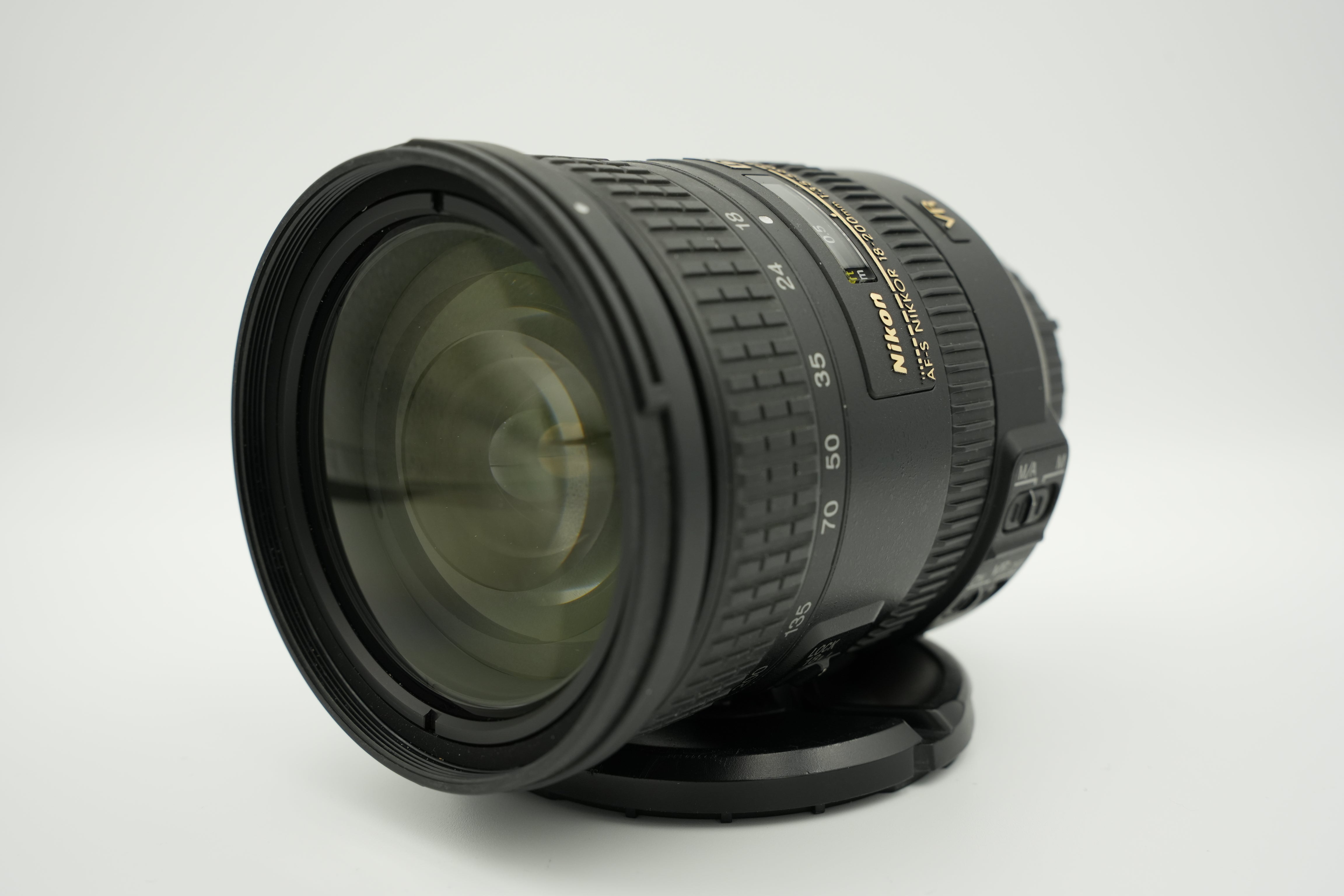 Used Nikon AF-S NIKKOR 18-200mm f/3.5-5.6G ED VR II Lens for DSLR Cameras - Perfect for Travel, Wildlife & Sports Photography