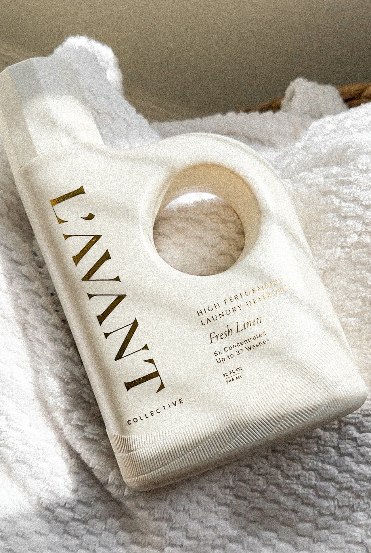 Best High-Performing Laundry Detergent for Stain Removal - Fresh Scent & Gentle on Clothes | Ideal for Families, Gym Clothes & Tough Stains
