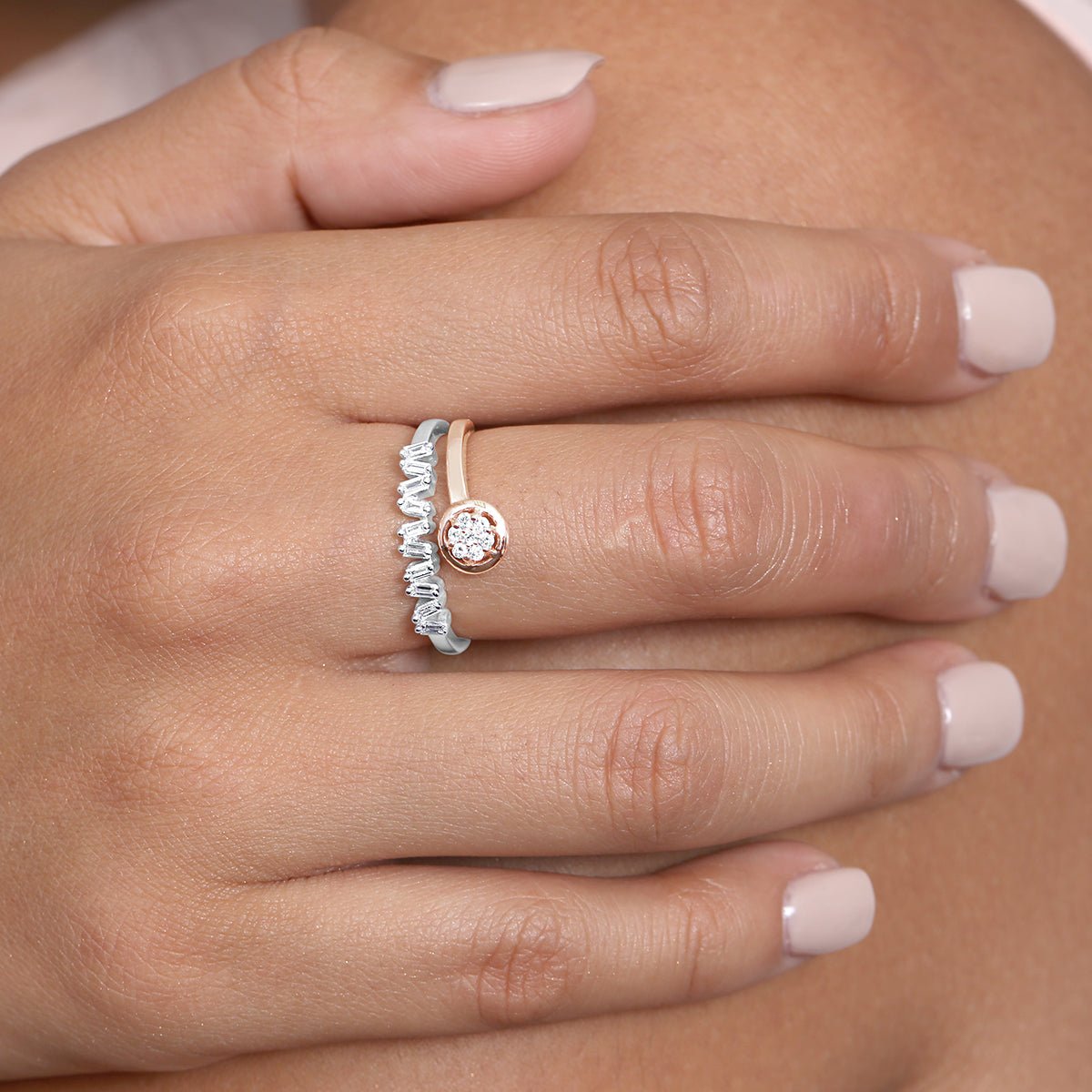 18k White Gold and Rose Gold Mixed Shape Diamond Ring - Elegant Two Tone Wedding Band, Anniversary Gift for Her, Perfect for Engagement, Proposal, and Special Occasions