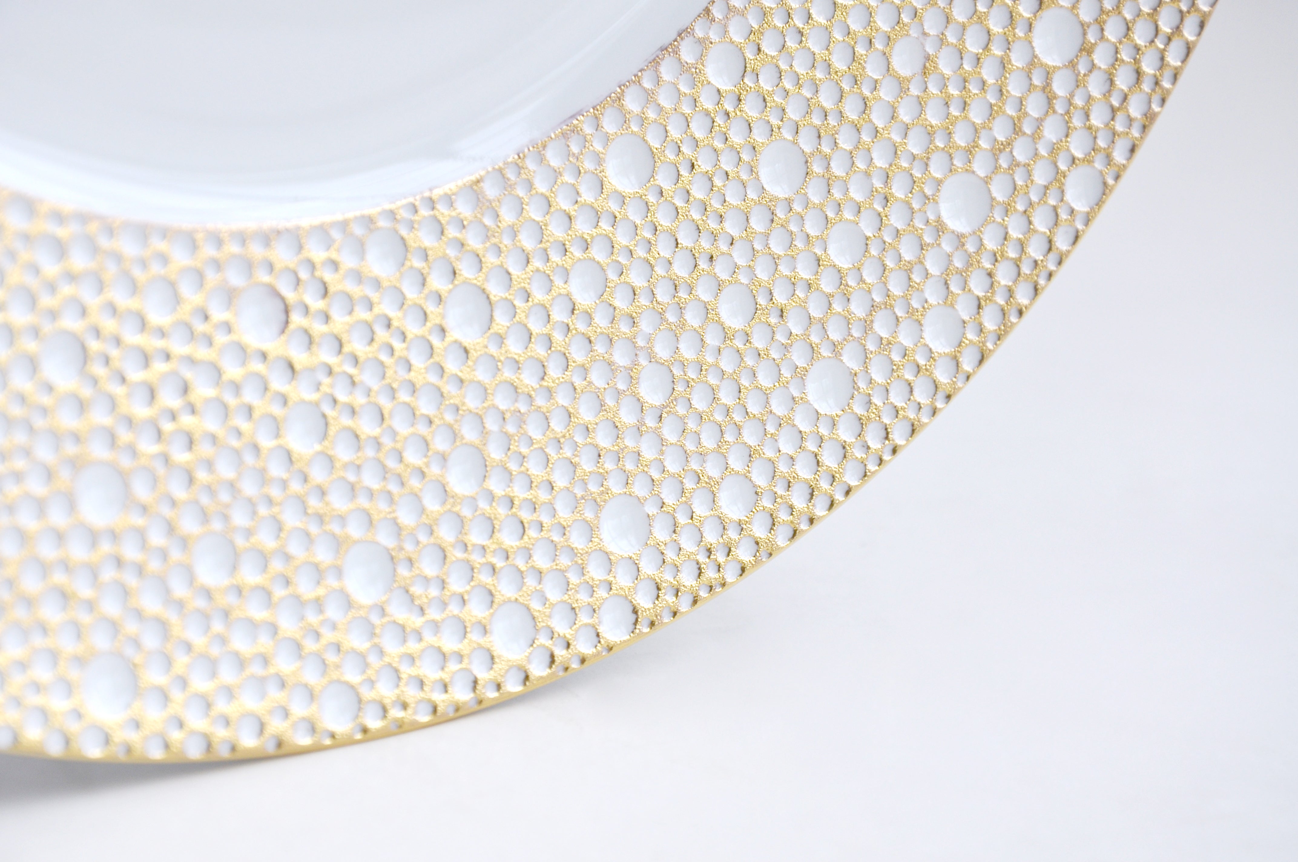 Elegant Ecume Mordore Dinner Plate Set - Fine Porcelain Dinnerware for Formal Dining, Holiday Gatherings & Special Occasions