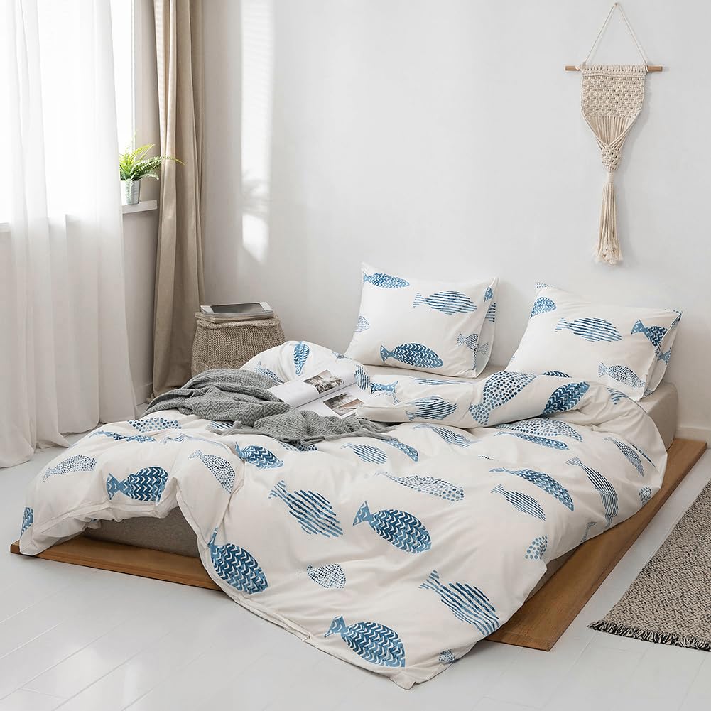 Coastal Duvet Cover Queen Set - 3 Piece Soft Lightweight Microfiber Bedding in Nautical Ocean Blue | Includes 1 Duvet Cover with Zipper Closure & 2 Pillowcases | Perfect for Beach House, Guest Room or Coastal Themed Bedroom Decor