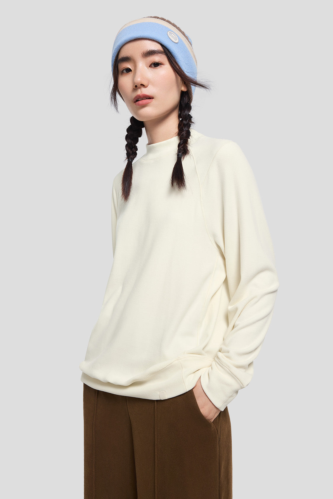 Cozy Fleece Women's Relaxed Mid Warmth Mock Neck Top - Soft Winter Layering Shirt for Casual Wear & Outdoor Activities