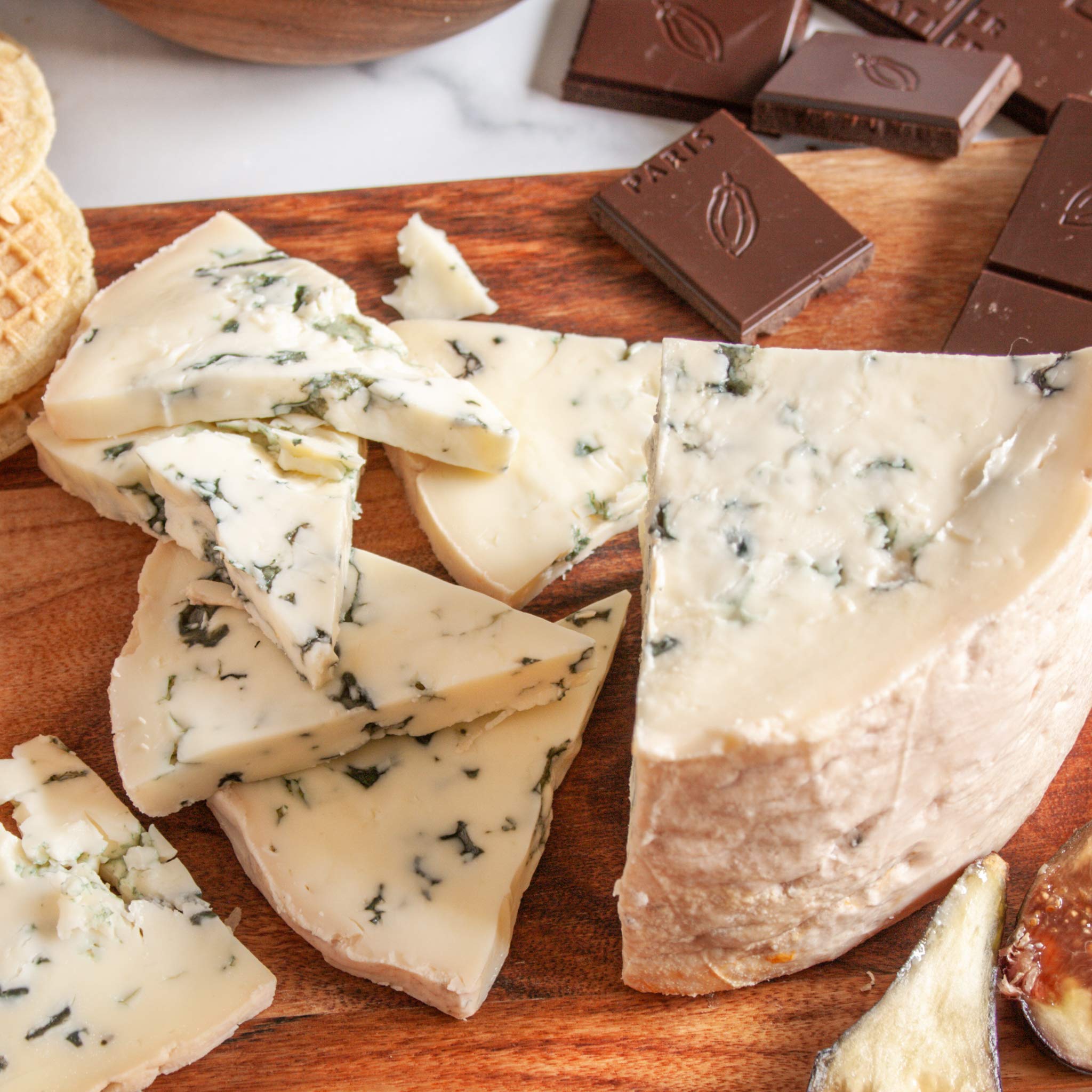 Premium French Gourmet Gift Basket - Artisan Cheese, Charcuterie & Delicacies for Food Lovers | Luxury Gift Box for Holidays, Parties & Corporate Gifting