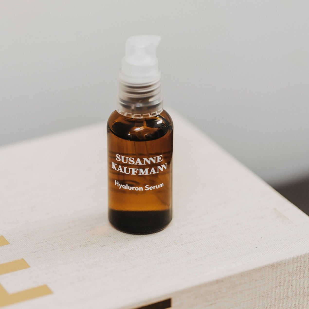 Susanne Kaufmann Hyaluron Serum - Anti-Aging Hydrating Face Serum with Hyaluronic Acid for Plump, Glowing Skin | Perfect for Daily Skincare Routine & Nighttime Moisturizing