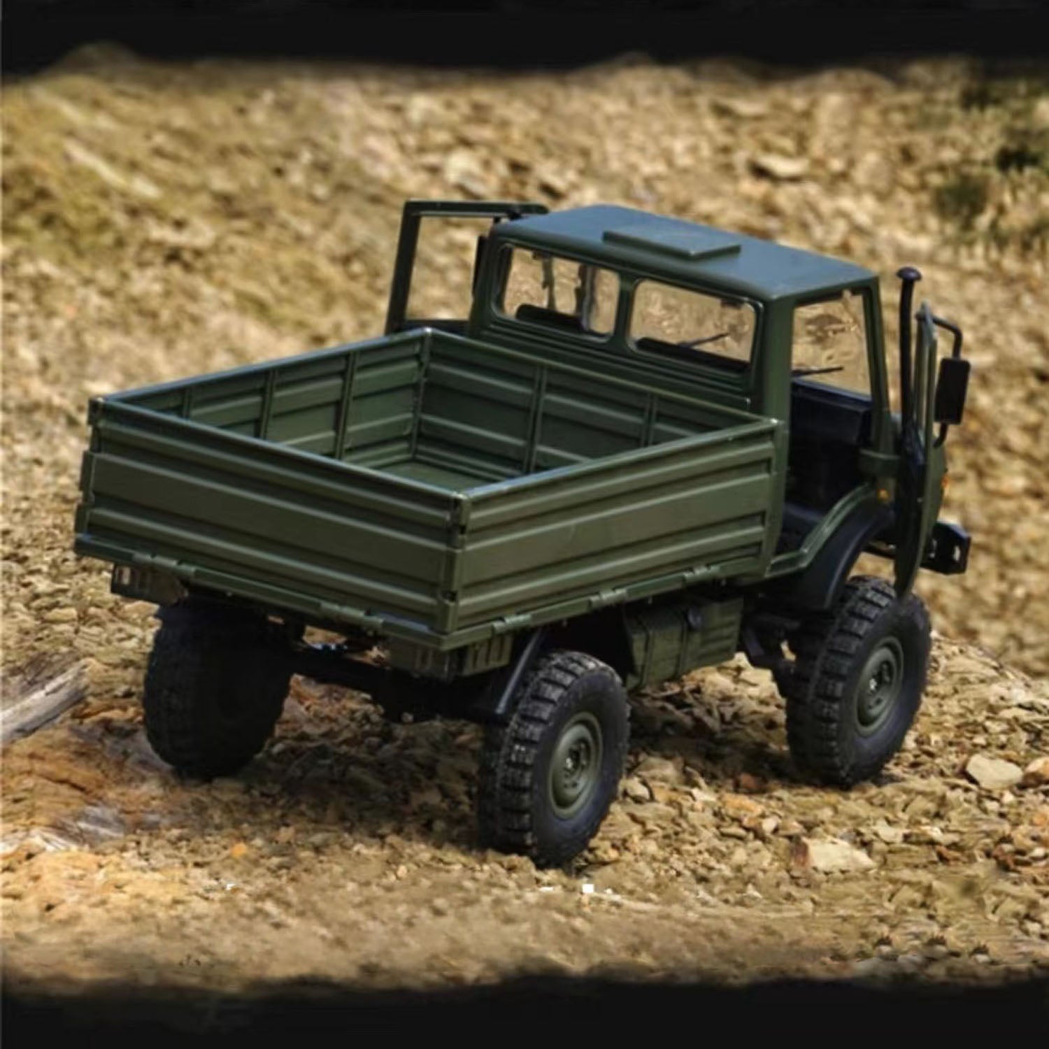 1/12 LDRC P06 4WD Remote Control Crawler Off-Road Vehicle - 2-Speed Rock Climber RC Truck with 15KM/H Speed & USB Charging (RTR) - Perfect for Kids Outdoor Play, Backyard Adventures & Off-Road Racing