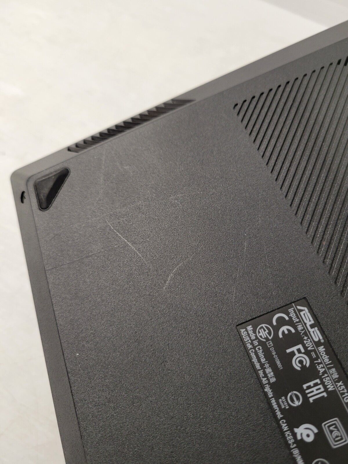 ASUS K571G 15.6