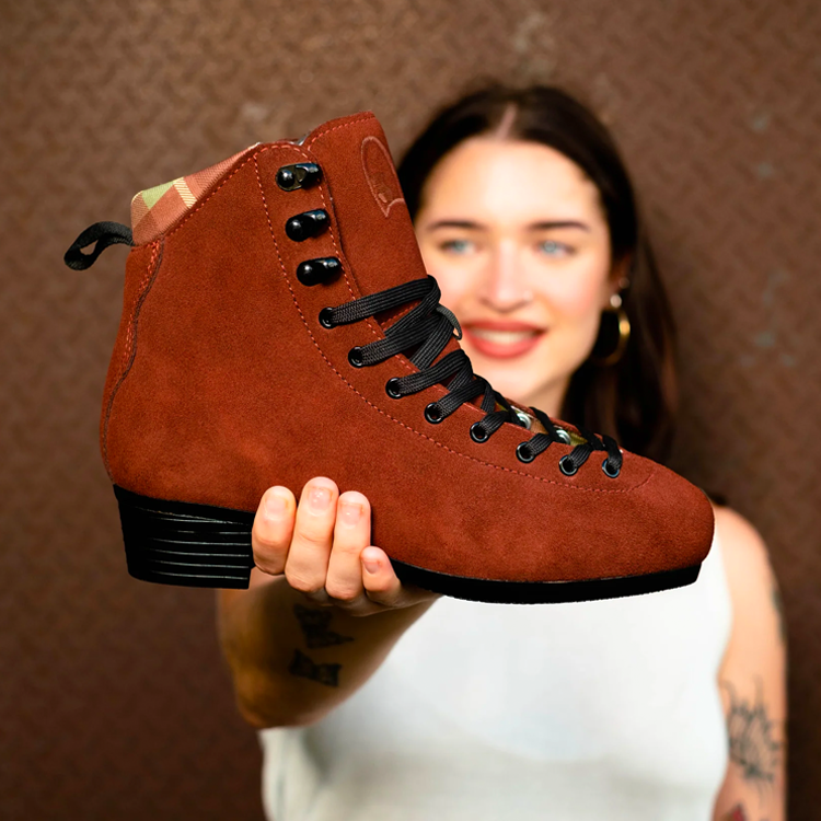 Chuffed Skates PRO BOOT - High-Performance Roller Skates for Women (Jade Hannah Model) - Perfect for Roller Derby, Artistic Skating & Outdoor Fitness