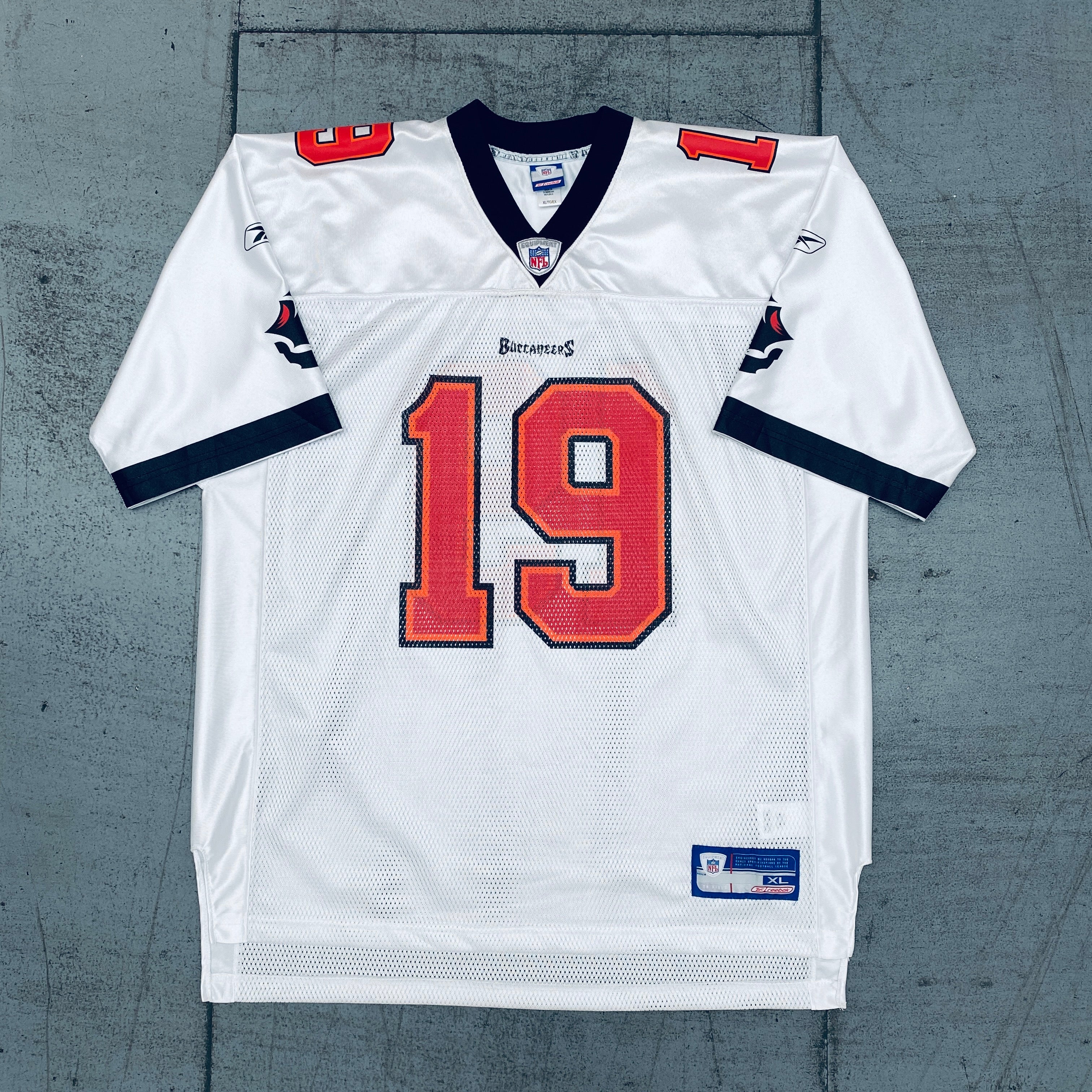 Tampa Bay Buccaneers Keyshawn Johnson 2002-2003 NFL Jersey XL - Vintage Football Shirt for Fans, Collectors & Game Day Outfits