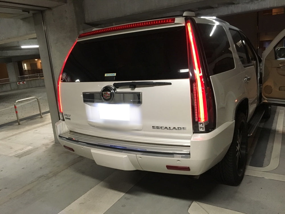 CANbus LED Turn Signal & License Plate Lights Kit for 2015+ Cadillac Escalade - Error-Free Installation, Plug & Play Upgrade for Daytime & Nighttime Driving