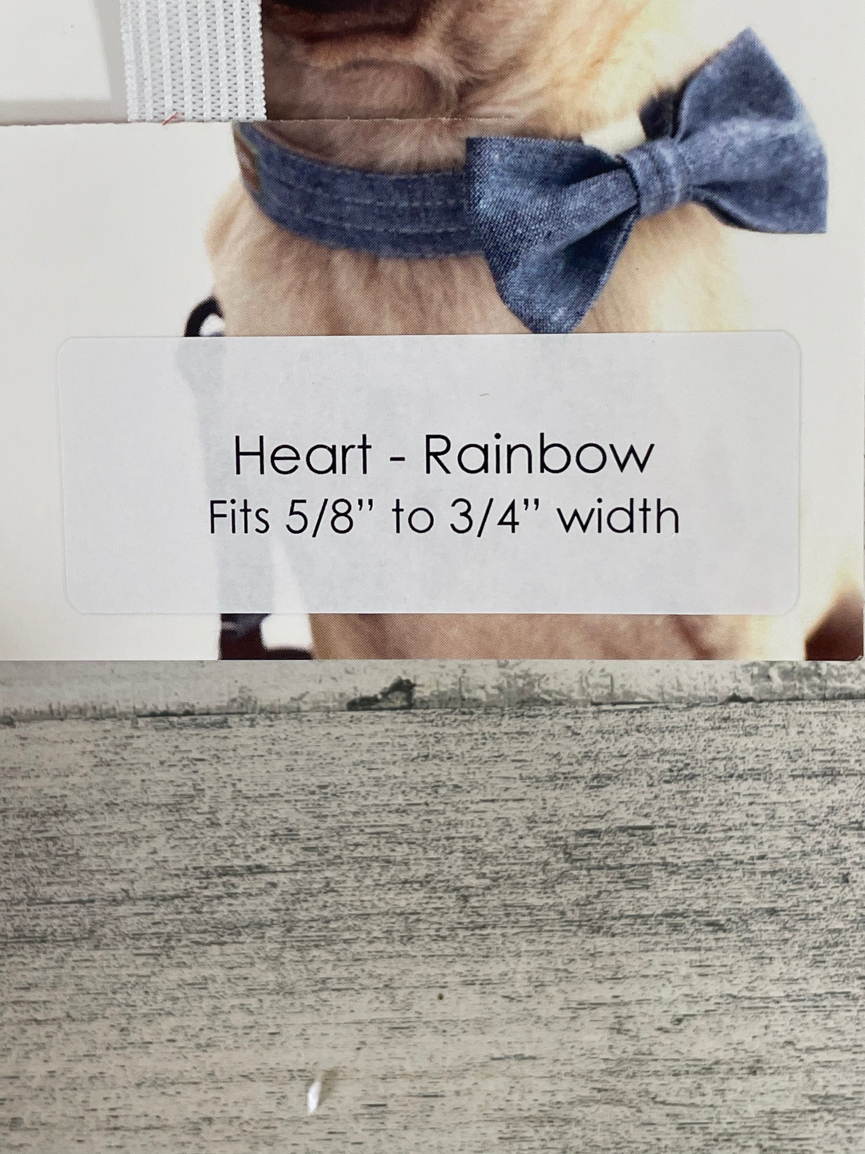 Mimi Green Single Heart Dog Collar - Adjustable Pet Collar with Heart Charm - Perfect for Small & Medium Dogs - Valentine's Day, Daily Walks & Photo Shoots