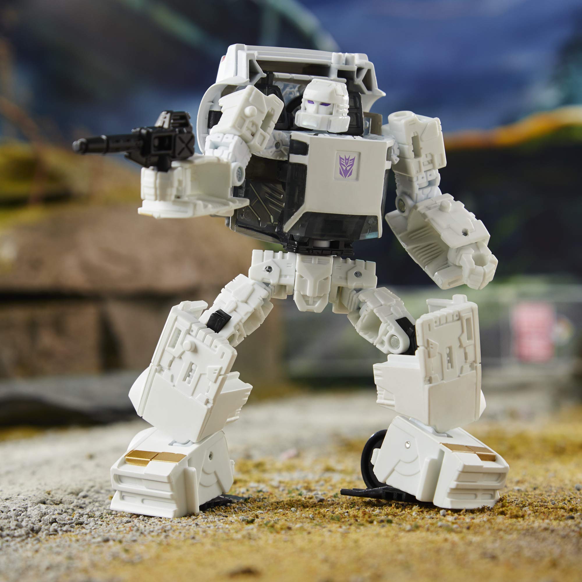 Transformers Generations War for Cybertron Earthrise Deluxe WFC-E37 Runamuck Action Figure 5.5-inch - Fan-Voted Collectible Toy for Kids Ages 8+ | Perfect for Play, Display and Gifts