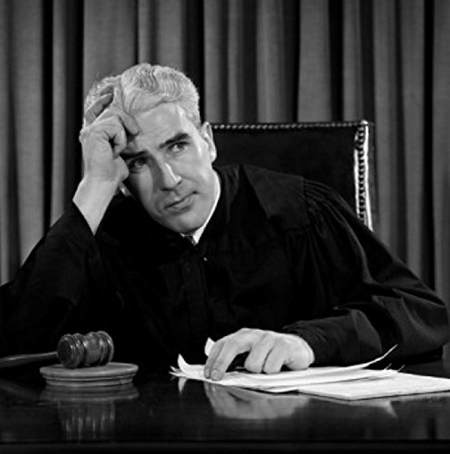 Judge Sitting Behind Desk Poster Print - 18 x 24 Inches - Courtroom Decor, Law Office Artwork, Legal Professional Gift, Home & Office Wall Decor