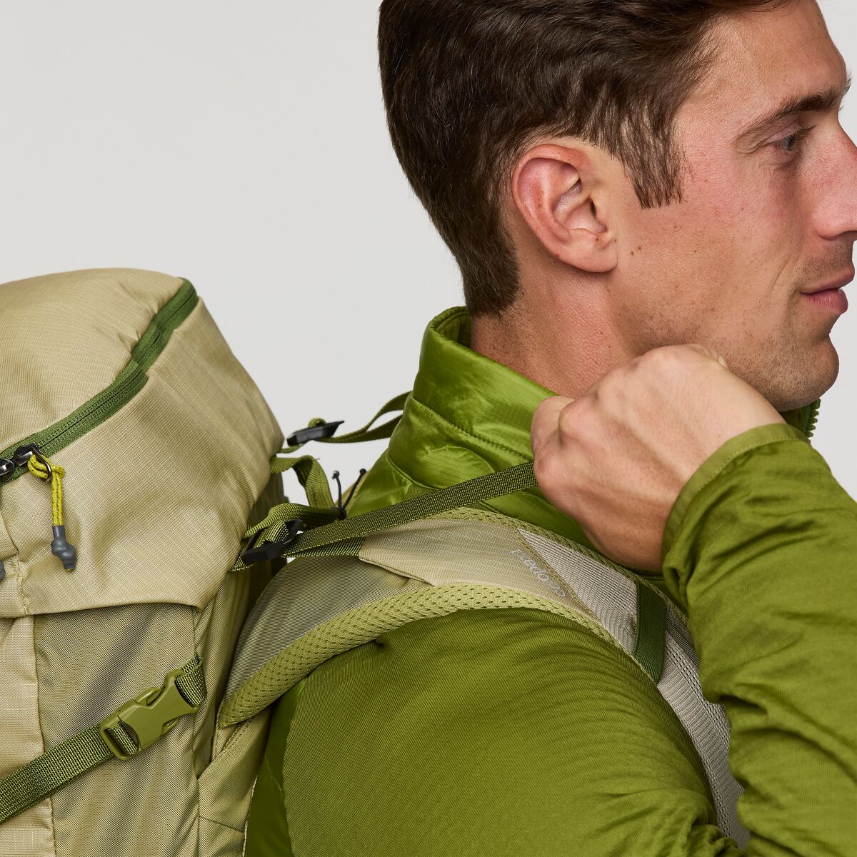 Cotopaxi Arenal 32L Backpack - Lightweight Hiking & Travel Daypack for Men & Women - Water-Resistant Grain/Lemongrass Color - Perfect for Outdoor Adventures, Commuting & Daily Use
