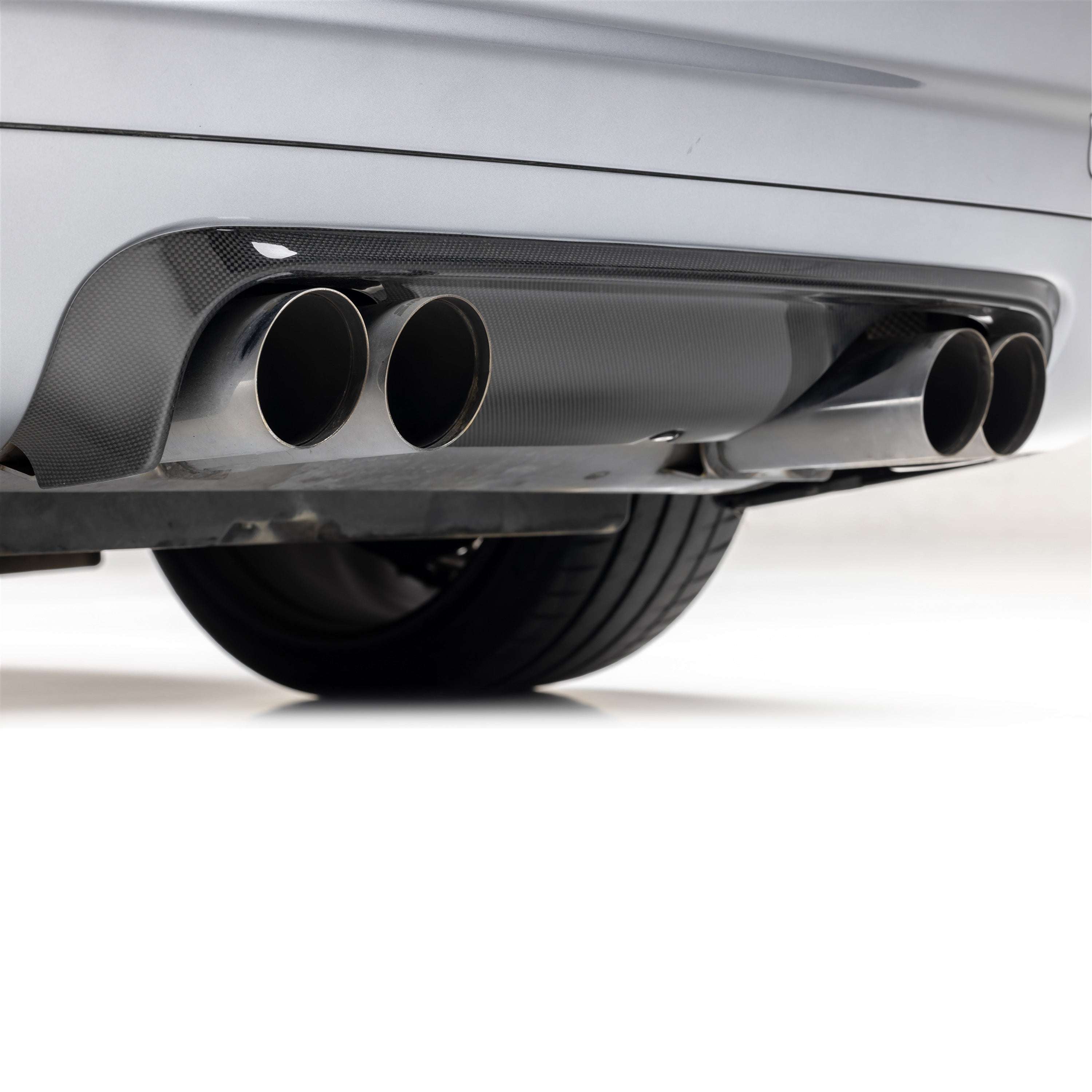 V CSL Aero Rear Diffuser V Style™️ - High Performance Carbon Fiber Car Diffuser for BMW 3 Series F30 - Enhances Aerodynamics & Sporty Look - Perfect for Racing & Car Shows