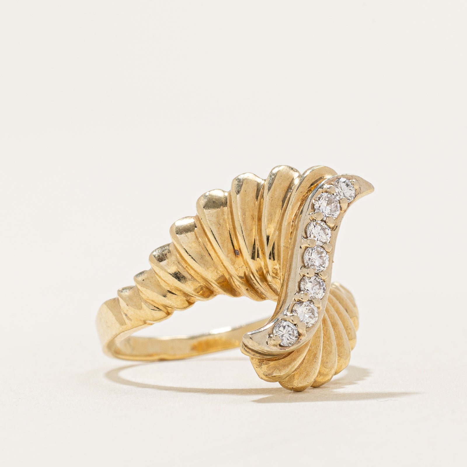 Elegant Diamond Accent Cocktail Ring - 0.13ctw Sparkling Stones - Size 5.25 - Perfect for Evening Parties, Weddings & Special Occasions