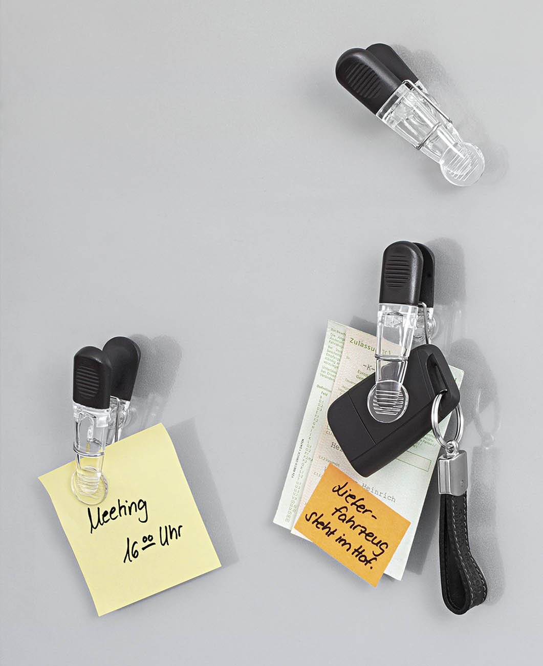 6422016 - Strong Hold Glossy Magnet Holder Plastic Ribbed Grip Brush Set - Clear/Black - Perfect for Salon, Makeup Artists & Home Hair Styling
