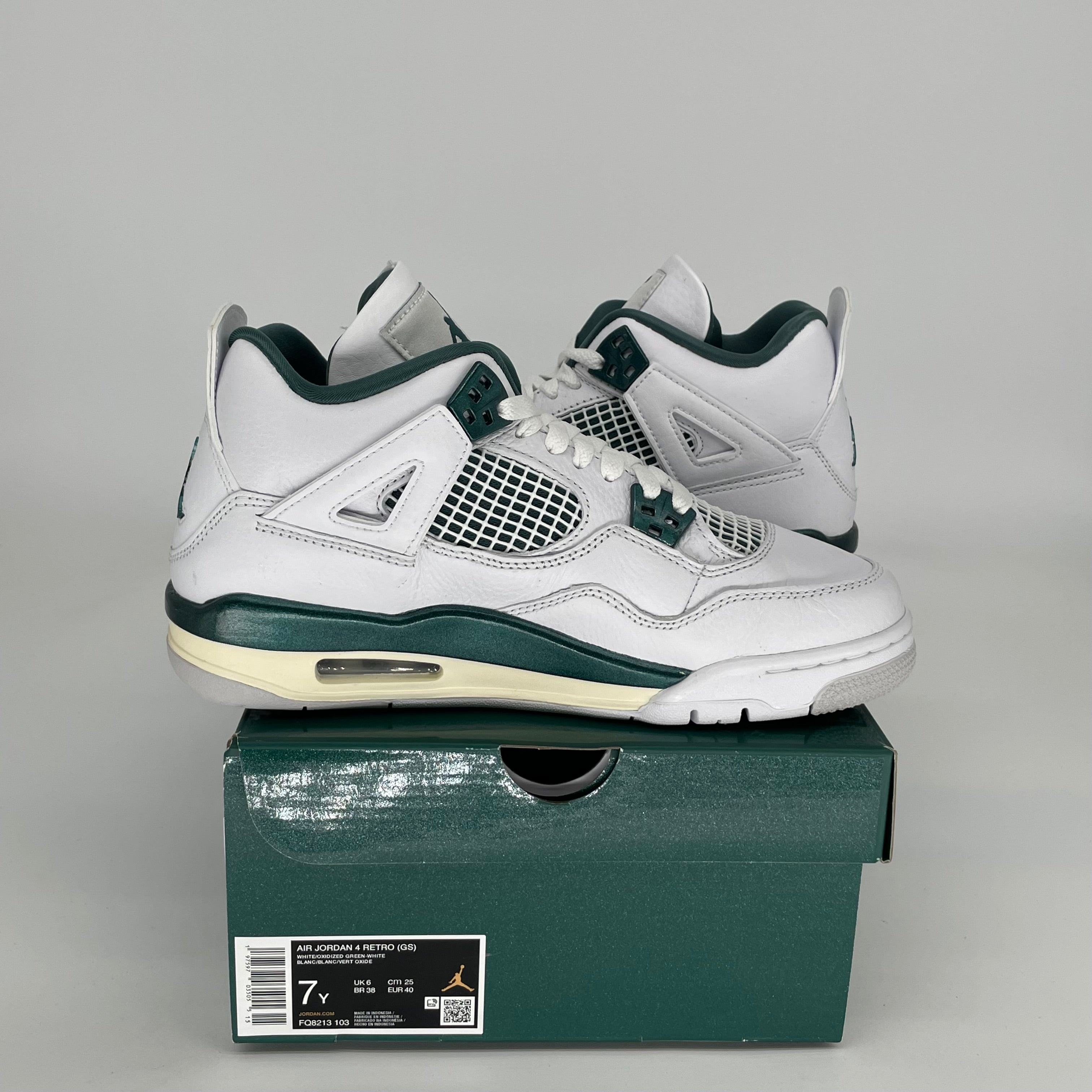AIR JORDAN 4 Retro 