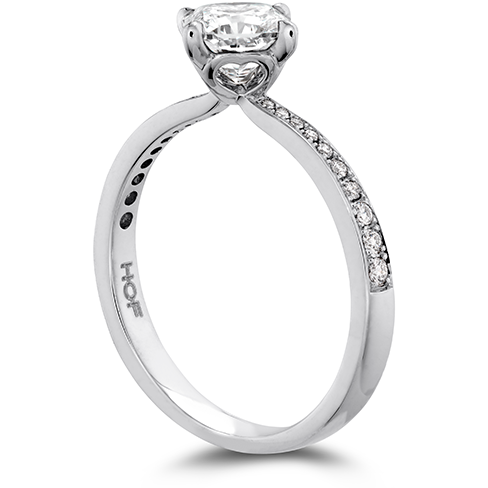 Hearts On Fire Dream Offset Signature Diamond Engagement Ring for Women - Elegant Wedding Band, Proposal Jewelry Gift for Her - Perfect for Anniversaries, Valentine's Day & Special Occasions