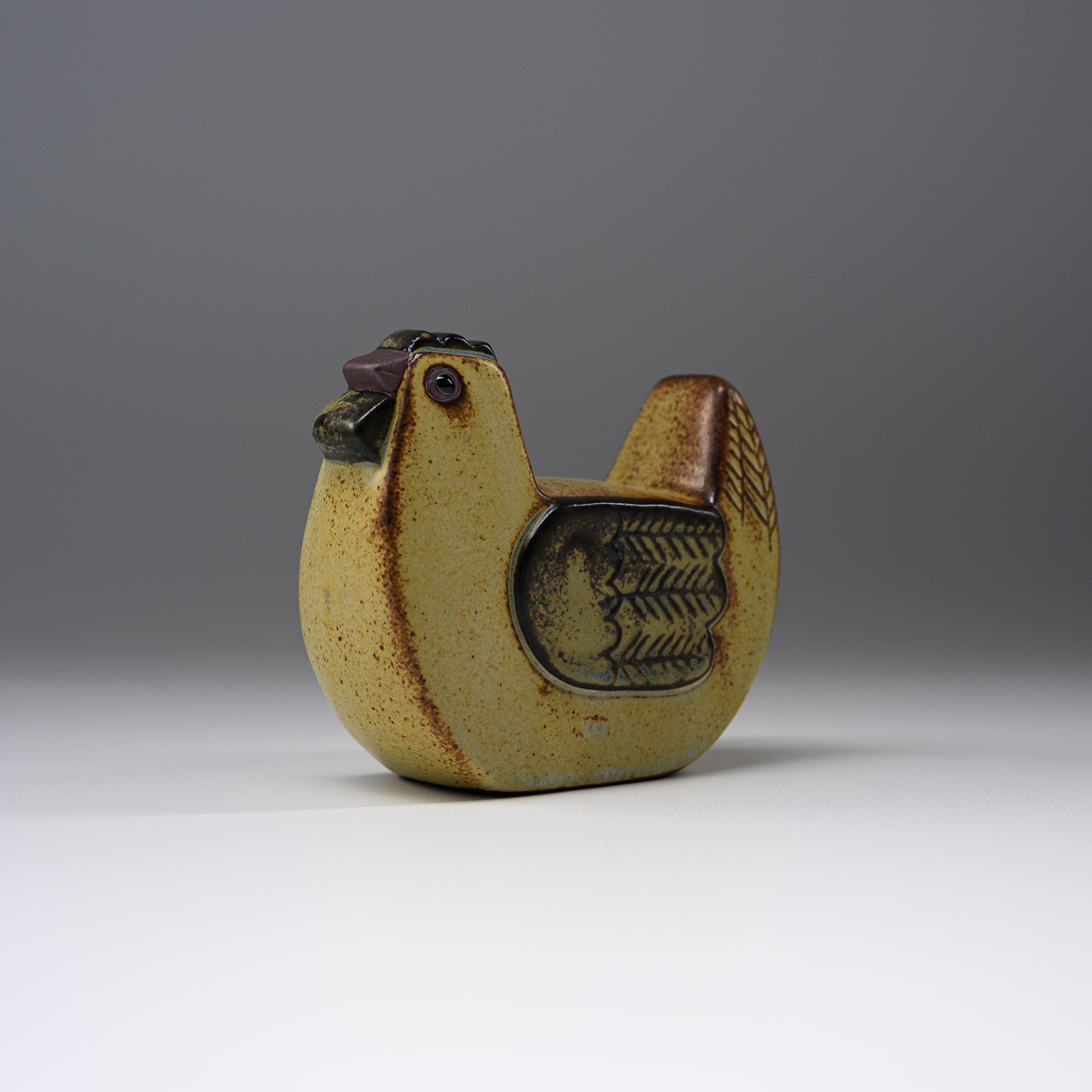 Seto Ware KASHIWA Animal Ornament - Handcrafted Japanese Ceramic Chicken Figurine | Home Decor, Gift Idea, Tabletop Display