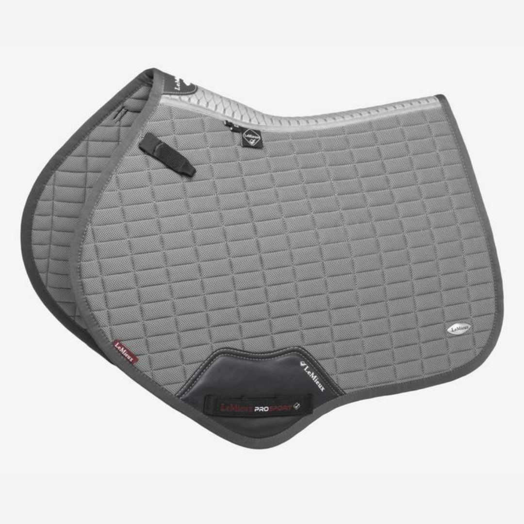 LeMieux Self Cool Close Contact Saddle Pad - Breathable & Lightweight Horse Riding Pad for Dressage & Jumping - Perfect for Summer Training & Competitions