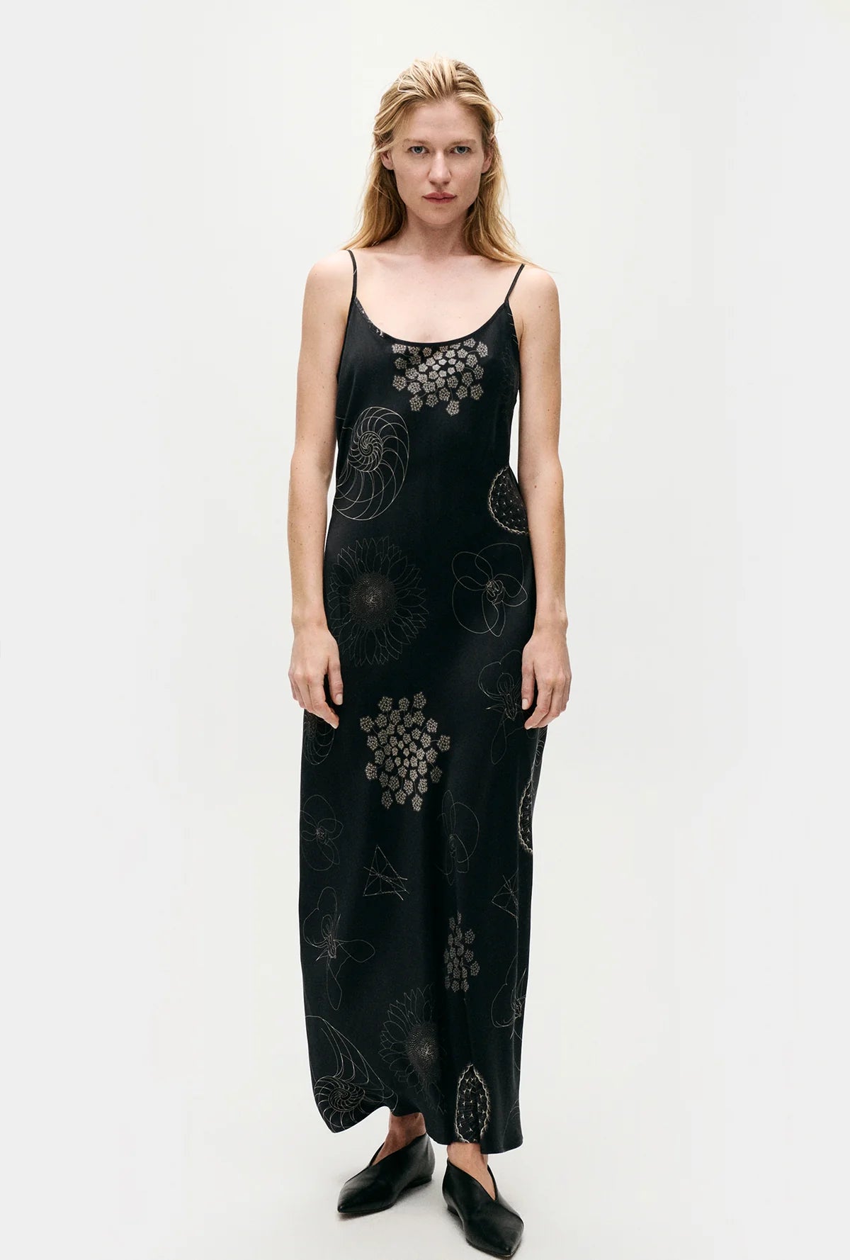 1996 Fibonacci Black Dress - Elegant & Stylish Women's Fashion for Parties, Weddings & Evening Events