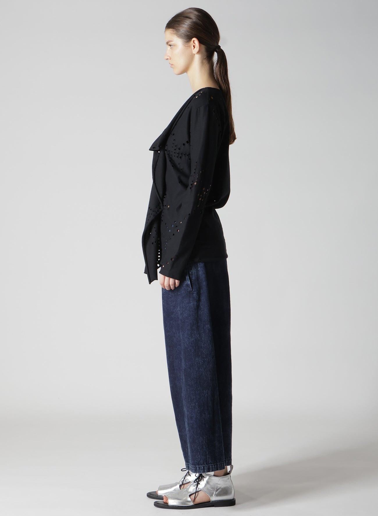 Breathable Cotton Jersey Long Sleeve T-Shirt with Unique Hole Design - Perfect for Casual Wear, Layering & Everyday Comfort