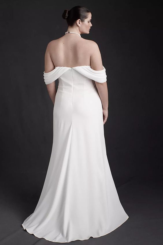 Tadashi Shoji Amy Gown - Elegant Women's Formal Evening Dress for Prom, Wedding & Special Occasions
