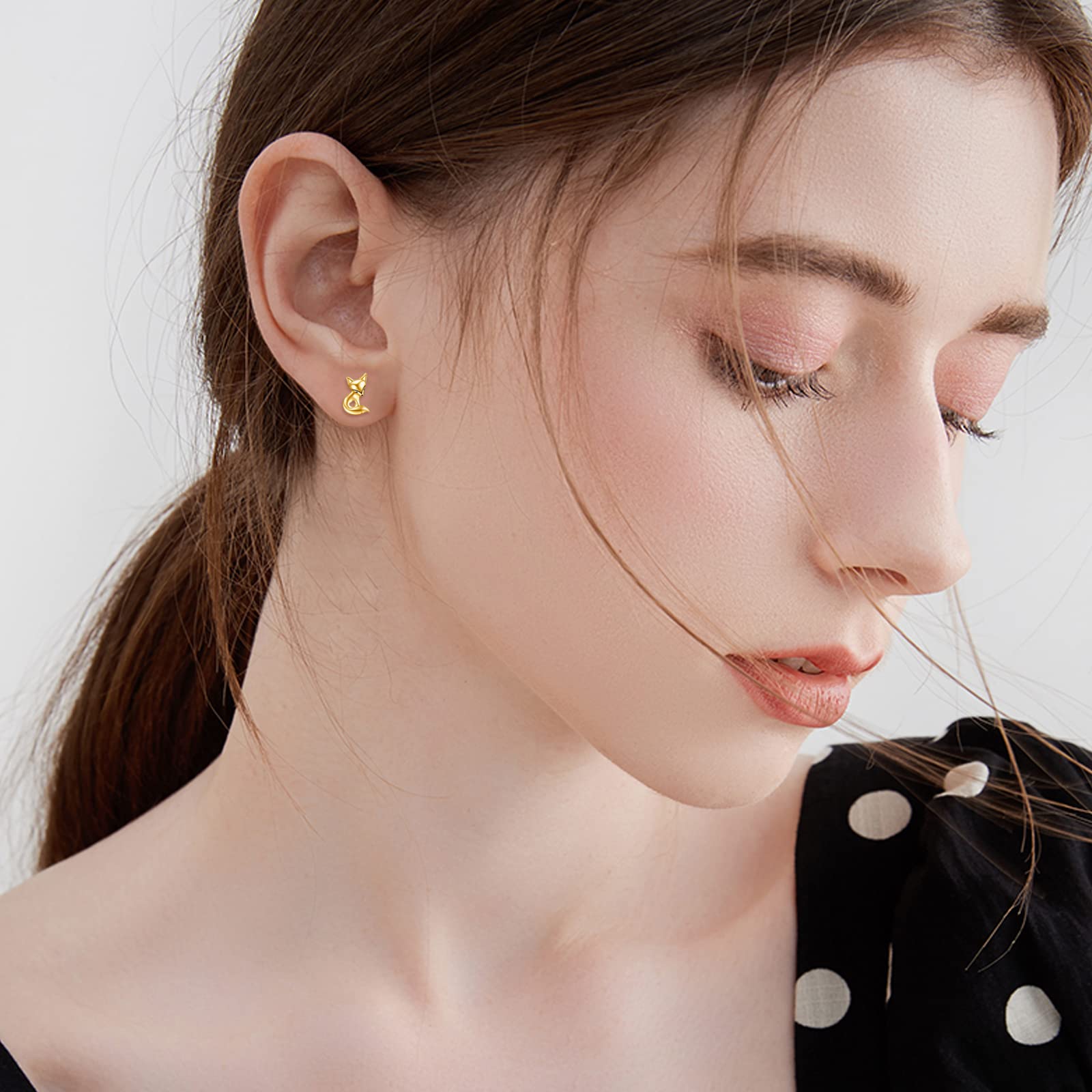 14K Gold Fox Stud Earrings for Women - Elegant Animal Jewelry Gift for Daughter, Girlfriend & Wife - Perfect for Birthday, Anniversary & Everyday Wear