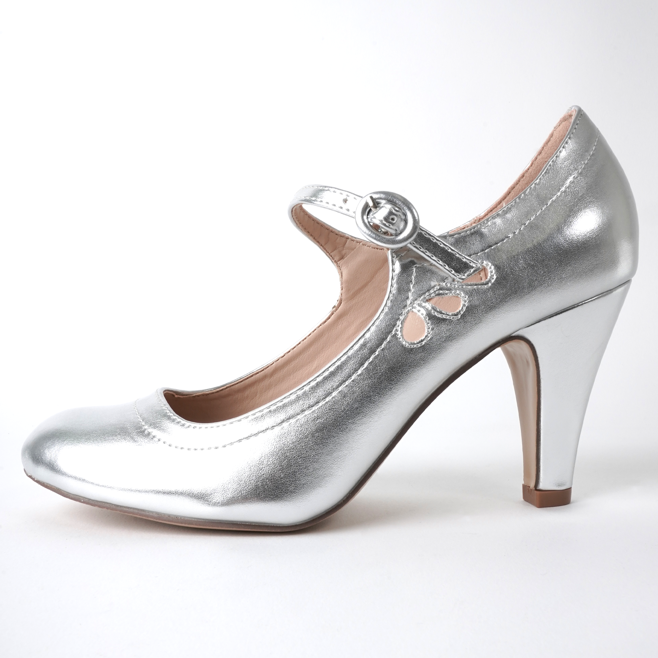 Pixie Metallic Silver Women's Fashion Sandals - Perfect for Summer Outings, Beach Vacations & Casual Wear