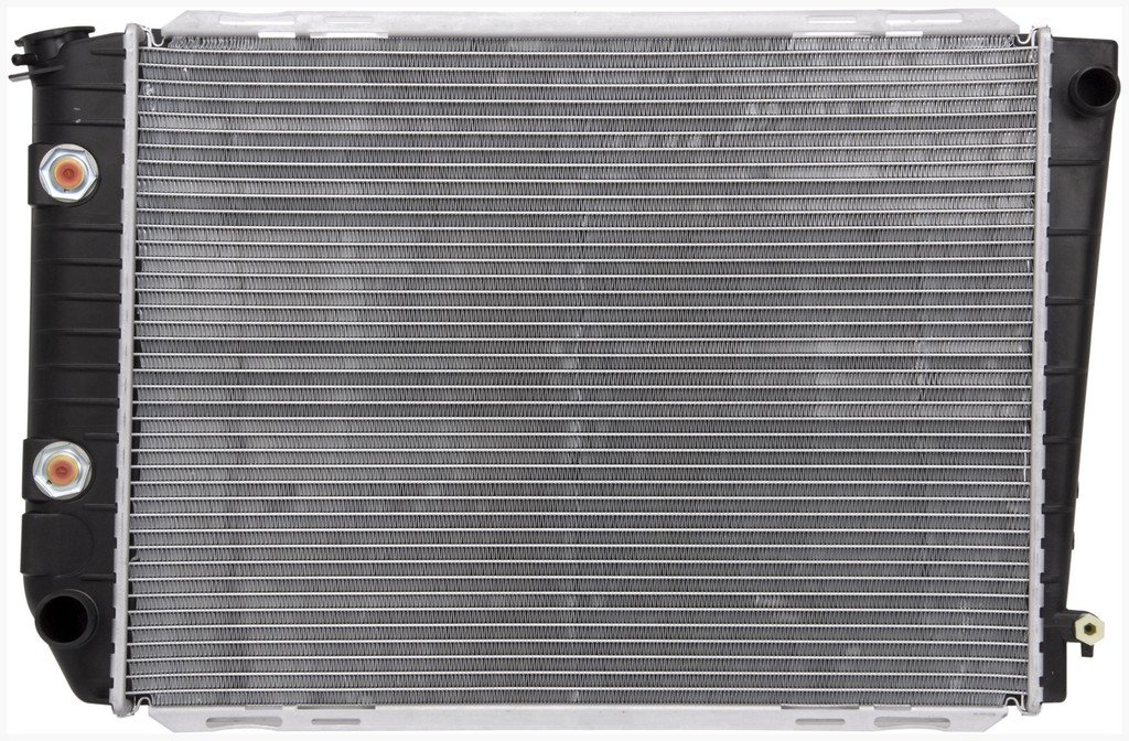 High-Performance 8010556 Radiator - Compatible with Multiple Car Models | Durable Cooling Solution for Engines | Ideal for Daily Commute, Road Trips & Heavy-Duty Use