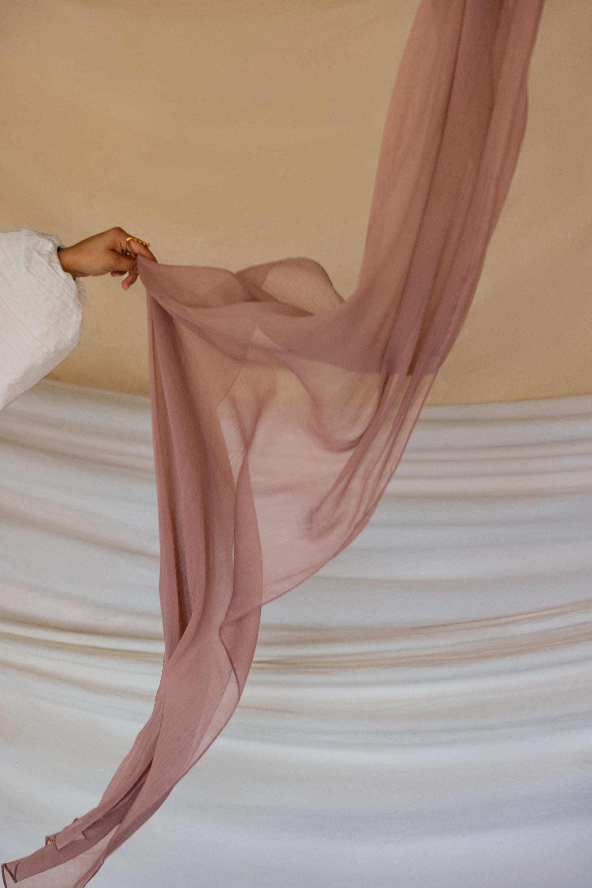 Soft Blush Crinkle Chiffon Fabric - Lightweight Sheer Material for Dresses, Scarves & DIY Crafts - Perfect for Bridal, Evening Wear & Home Decor Projects