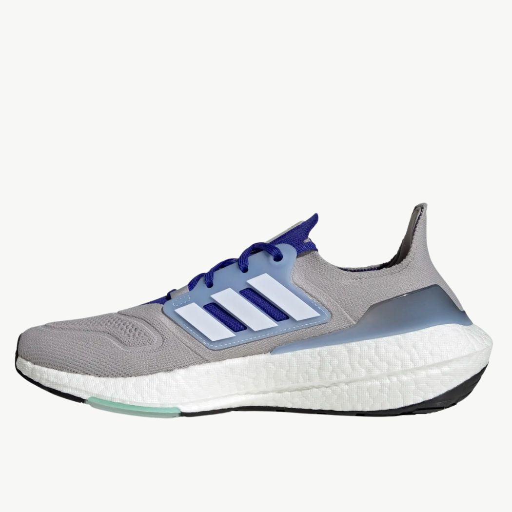 adidas Ultraboost 22 Men's Running Shoes - Lightweight Comfort for Marathon Training & Gym Workouts - Perfect for Jogging, Fitness & Daily Wear