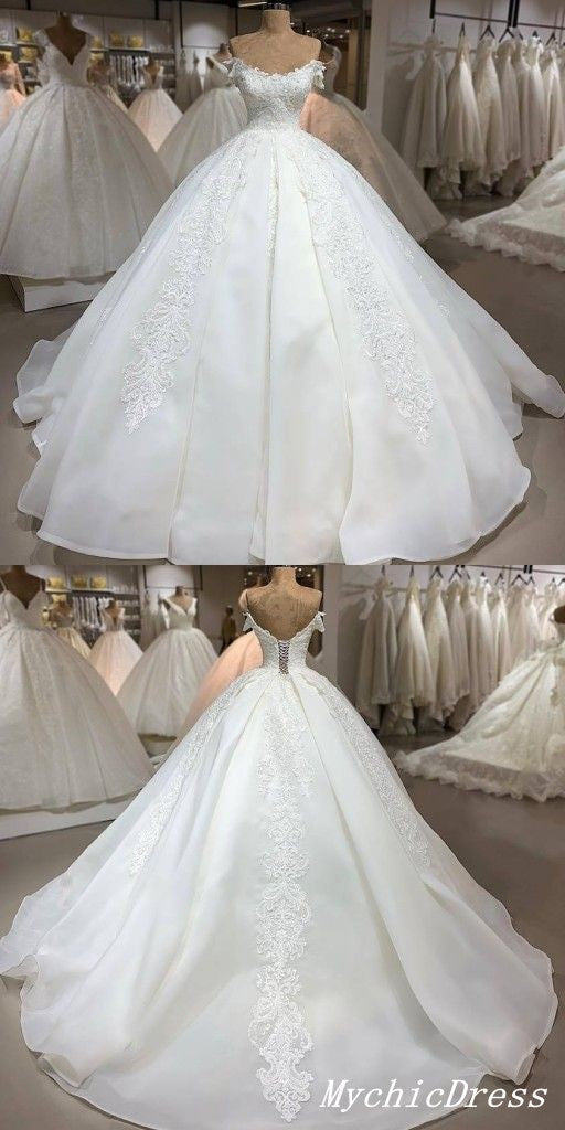 Elegant White Lace Off-the-Shoulder Ball Gown Wedding Dress - Perfect for Bridal, Prom, Quinceañera & Formal Events