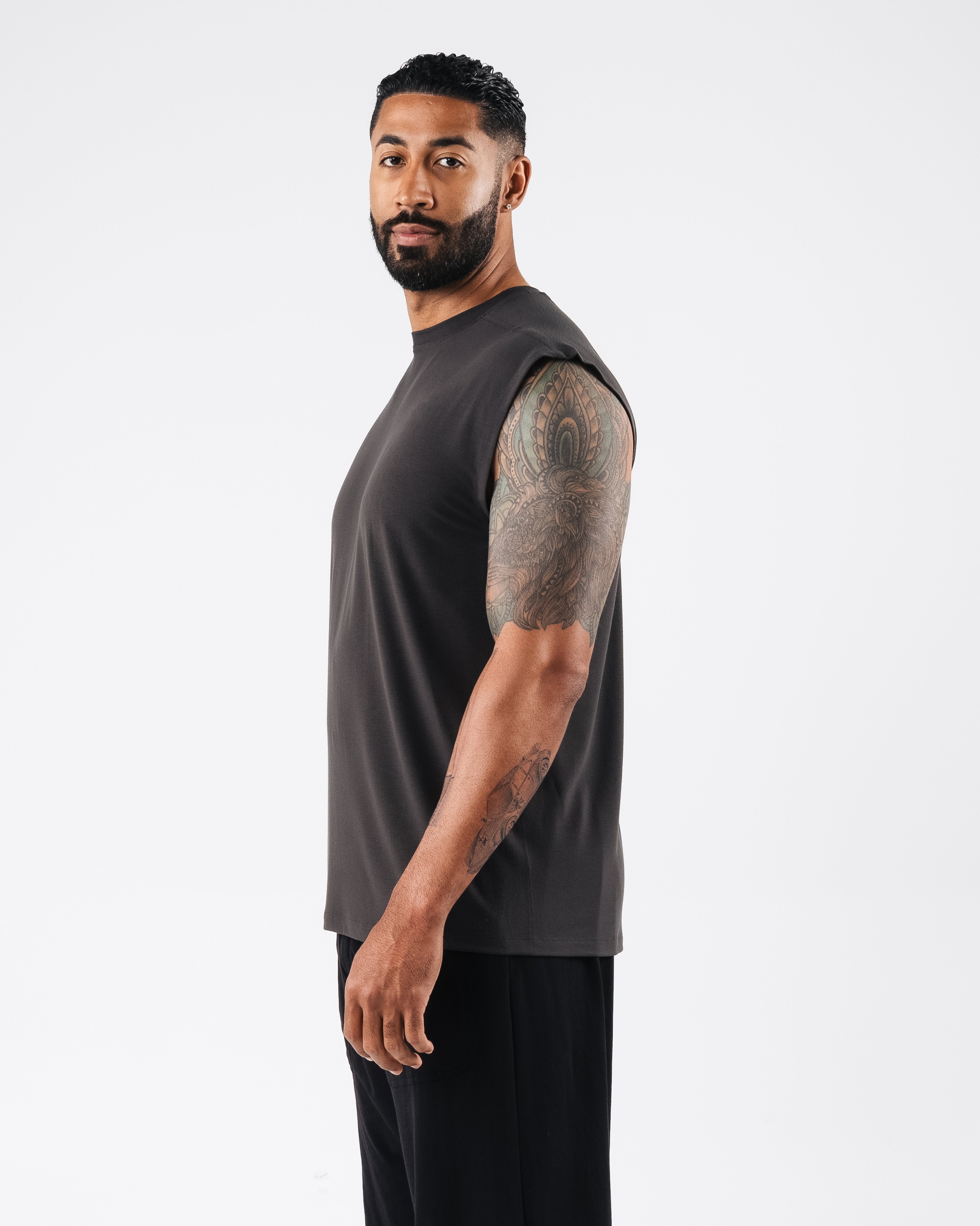 Zero Accent Tank Top - Dark Grey | Slim Fit Casual Wear for Women | Perfect for Gym, Yoga & Everyday Outfits