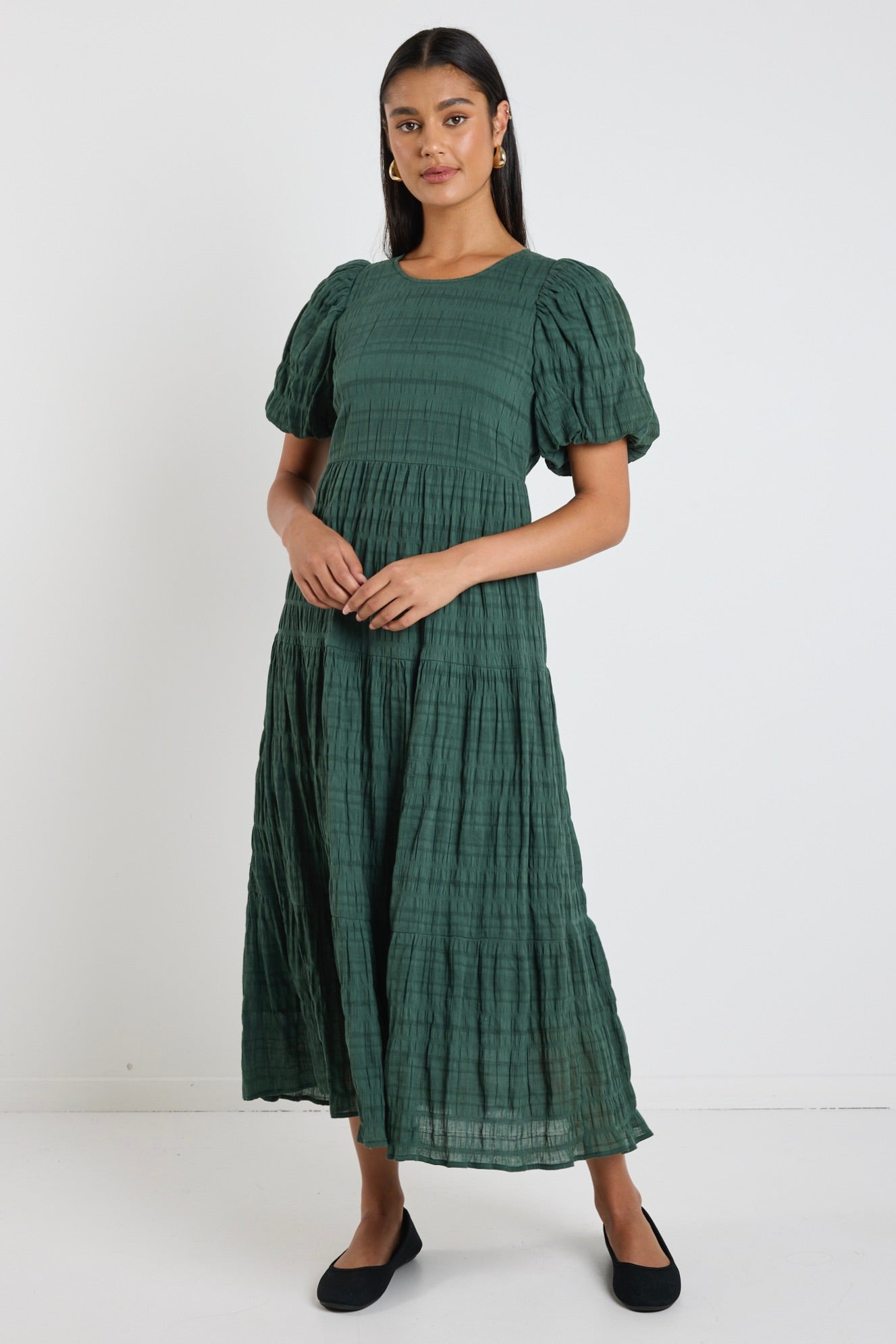 Graceful Forest Bubble Short Sleeve Tiered Maxi Dress for Women - Flowy Boho Summer Dress with Pockets - Perfect for Beach Vacation, Date Night & Outdoor Parties