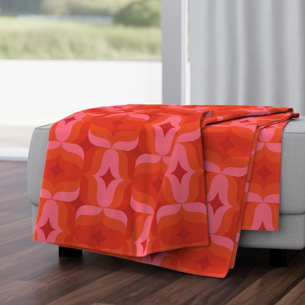 Luxe Velvet Throw Blanket 50x70 Inches - Vintage Retro Geometric Ogee Pattern in Red Pink Orange | Soft Cozy Blanket for Couch, Bed, Sofa Decor | Perfect Gift for Home, Wedding, Christmas