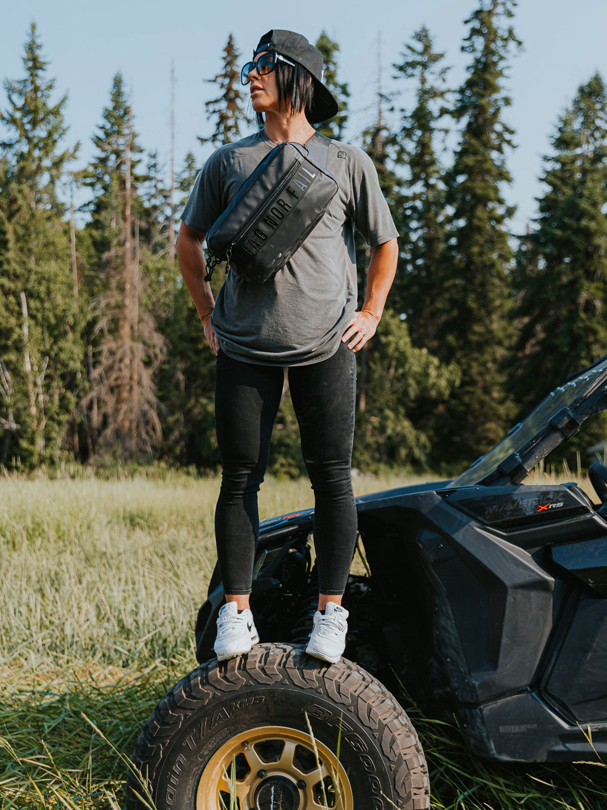 Momentum 7L Sling Bag for Men & Women - Lightweight Crossbody Shoulder Bag - Perfect for Travel, Hiking, Gym & Everyday Use - Black