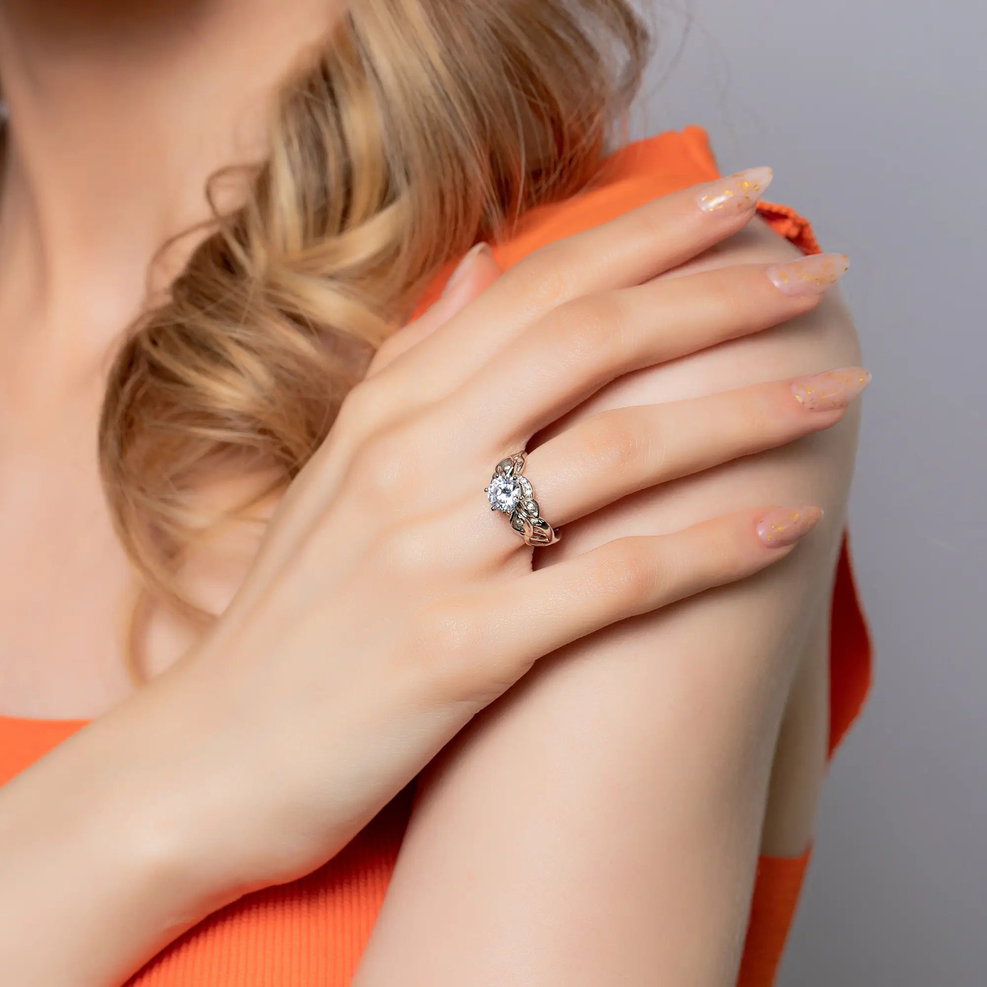 Vintage Love Ring - Romantic Heart-Shaped Jewelry for Women, 925 Sterling Silver Promise Ring, Perfect for Anniversaries, Engagements & Valentine's Day Gifts