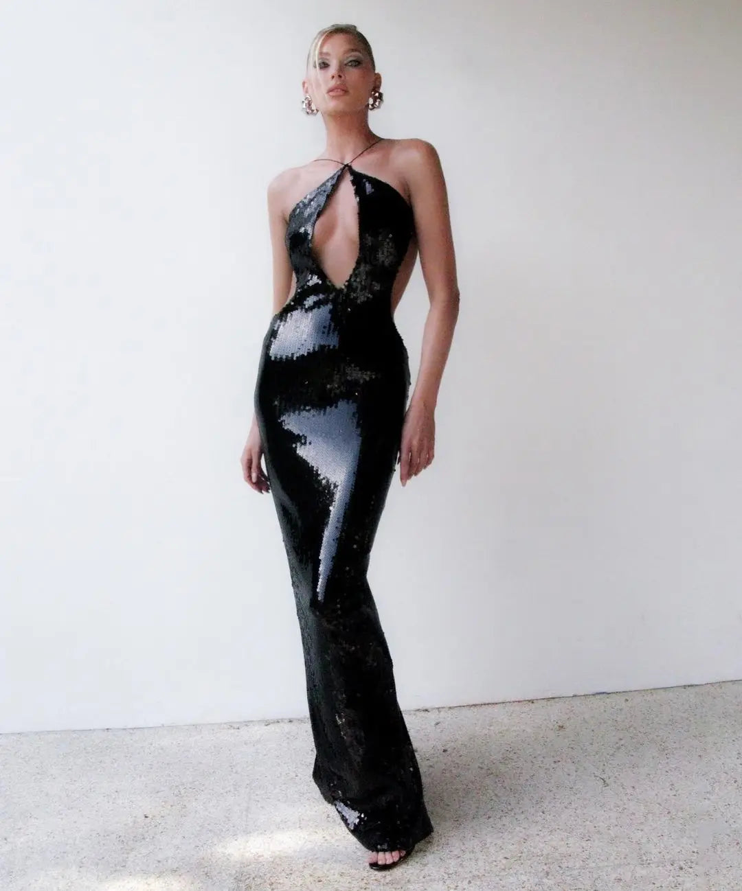 2023 Sexy Halter Sequin Bodycon Maxi Dress for Women - Elegant Red Carpet Evening Gown with Shinning Details | Perfect for Prom, Gala, Wedding Guest & Formal Party Wear