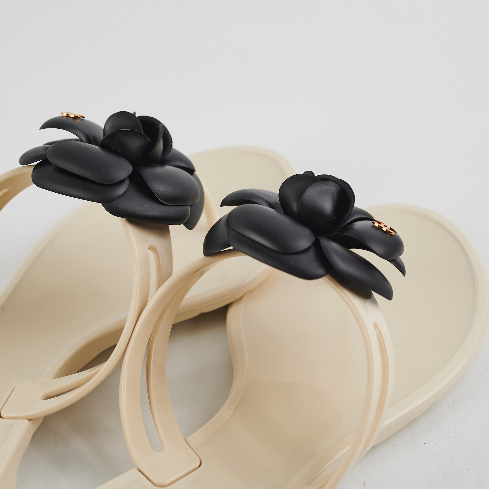 Chanel Camelia Jelly Sandals for Women - Beige & Black Summer Slide Sandals Size 40 EU - Comfortable Luxury Beach Sandals for Vacation, Pool Party & Casual Outings