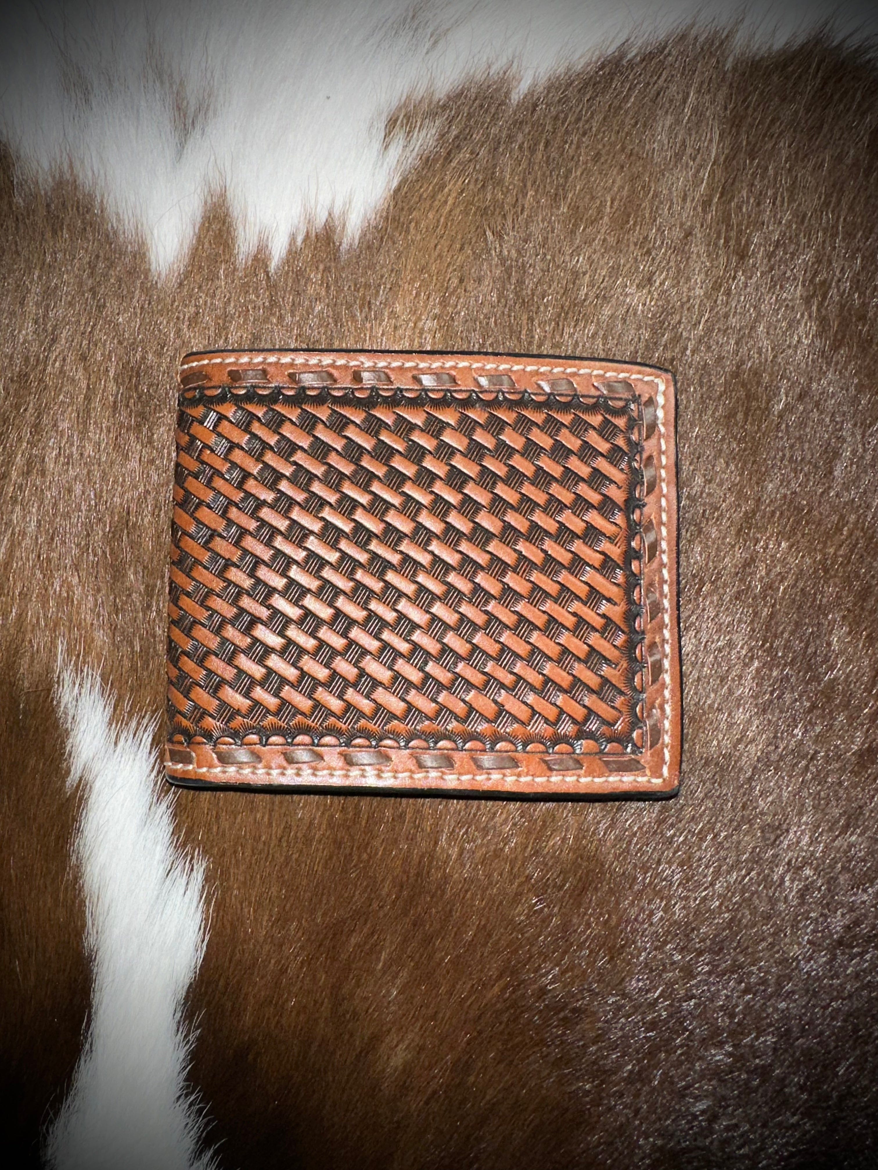 Twisted X Genuine Leather Bi-Fold Wallet for Men - Slim RFID Blocking Wallet with ID Window - Perfect for Everyday Carry, Travel & Gifts